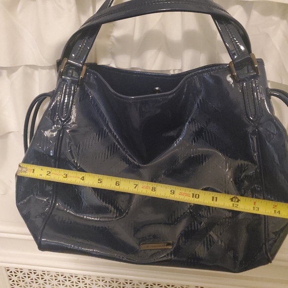 Authentic Burberry blue handbag. - Picture 6 of 10